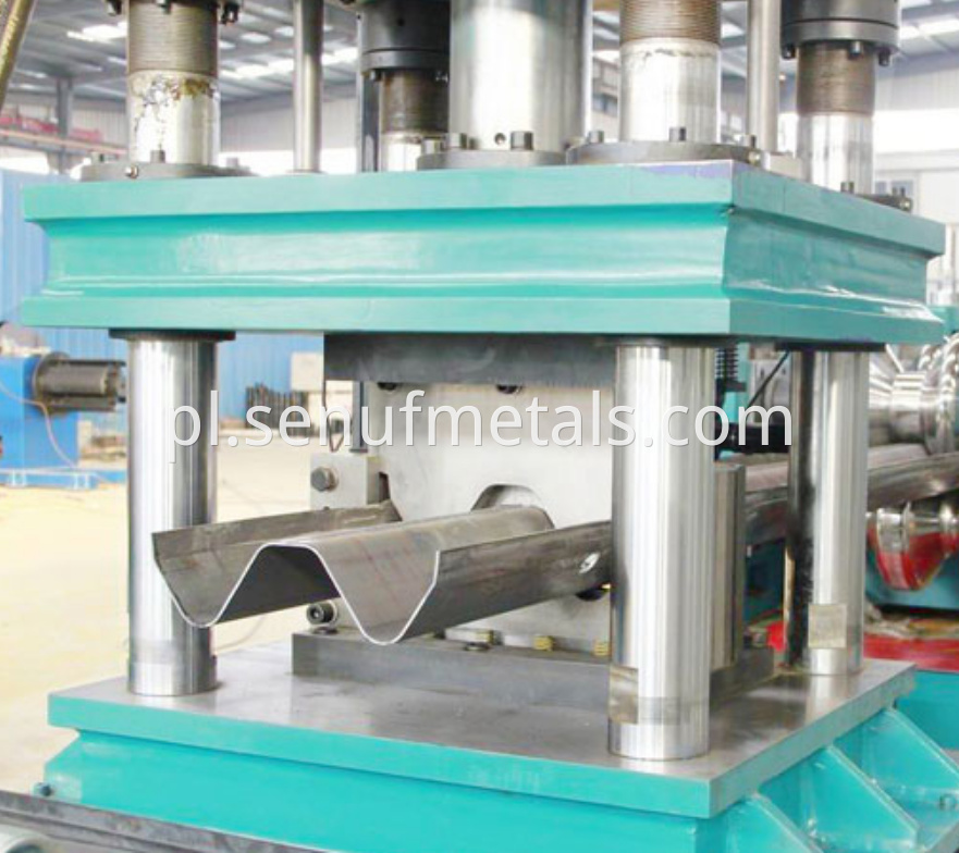 Highway Guardrail Fence Post Roll Forming Machine1